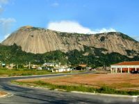 Serra de Patu, Por Luana