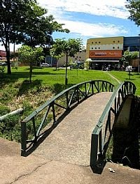 Ponte sobre o Rio São Domingos foto por André Bonacin 