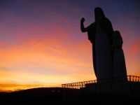 Serrinha - Imagem da colina sagrada, Por Vera
