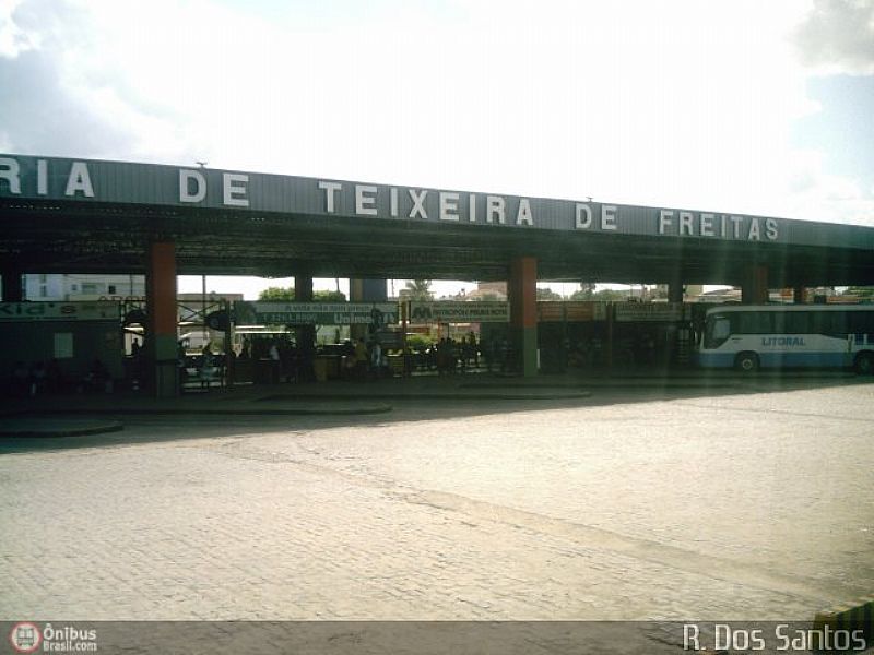 TEIXEIRA DE FREITAS-BA-TERMINAL RODOVIRIO-FOTO:R.DOS SANTOS - TEIXEIRA DE FREITAS - BA