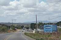 Aracoiaba - Avenida de entrada da cidade de Aracoiaba-CE-Foto:andre pimentel