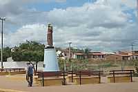 Aracoiaba - Imagem de São Francisco na entrada da cidade de Aracoiaba-CE-Foto:andre pimentel