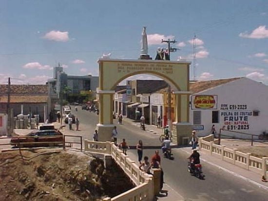 ARCO DE NOSSA SENHORA DE FATIMA, POR RUGGRY - CRATES - CE