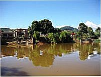 Rio Itabapoana,vista para Bom Jesus do Norte-Foto:Thivixbr