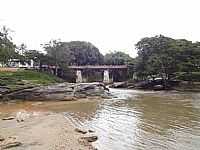 Pirenópolis - Pirenópolis-GO-Ponte do Carmo sobre o Rio das Almas-Foto:Pe. Edinisio Pereira…