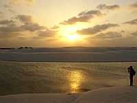 Barreirinhas - Pôr do sol - Lençóis Maranhense por hjobrasil.com