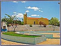Praça e Igreja-Foto:Agamenon Pedrosa