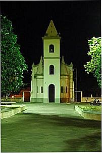 Igreja Matriz de Cajapi�,vista noturna-Foto:mario ribeiro botelh�