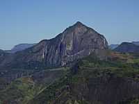 Ataléia - Ataléia-MG-Pedra do Poterrão-Foto:Reginaldo Cibrao