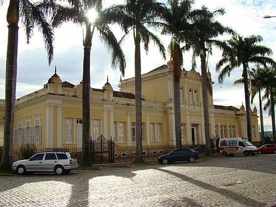 HOSPITAL CASSIANO CAMPOLINA-FOTO:ADILSON REZENDE-ARS [PANORAMIO] - ENTRE RIOS DE MINAS - MG