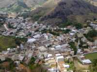 Lajinha - Lajinha vista do alta da Pedra da Baleia., Por Gislaine Gonçalves da Silva