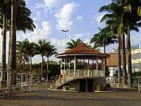 Patos de Minas - Coreto na praça central em Patos de Minas-Foto:Caio Graco Machado