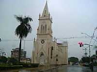 Patos de Minas - Igreja Matriz de Santo Antônio em Patos de Minas-Foto:montanha