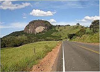 cidade de Pedra Dourada