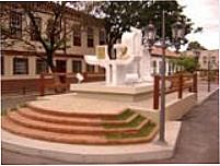 Pra�a Odilin Braga, Por Oihama