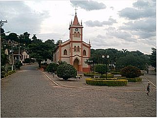 cidade de Rochedo de Minas