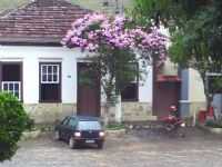Santo Antônio do Aventureiro - praça barão da conceição, Por pinguim