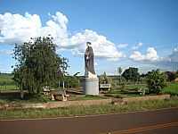 São Tomás de Aquino - São Tomás de Aquino-MG-Imagem de São Tomás na entrada da cidade-Foto:Alexandre Bonacini