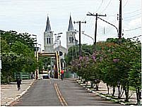 Ponte e ao fundo a Igreja-Foto:Gberstel