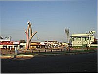 Praça em Deodápolis por Paulo Yuji Takarada