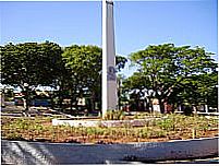Gl�ria dos Dourados-Foto:william_droops [Panoramio]