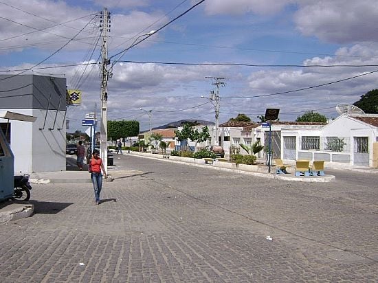 AVENIDA EM BOA VISTA DO TUPIM-BA-FOTO:JOAO MENDES - BOA VISTA DO TUPIM - BA