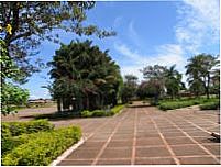 Praça da Igreja, Por Edson walter Cavalari