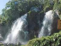 Chapada dos Guimarães - Cachoeira no Rio da Casca na Chapada dos Guimarães -MT-Foto:elizeualmeidafesa