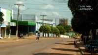 Guarantã do Norte - Rua dos Cajueiros = ao fundo Edifício em construção, Por João Neto