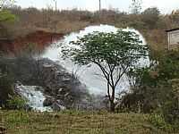 Caculé - Caculé-BA-Sangradouro da Barragem do Truvisco-Foto:Sinésio Prates Filho