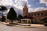 Caetité - Igreja Matriz de N.Sra.de Santana em Caetité-BA-Foto:bvaldir