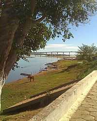 Carinhanha - Ponte sobre rio São Francisco - foto por Marcelo Tchesco