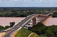Carinhanha - Ponte sobre o Rio São
Francisco foto por Faelzinho