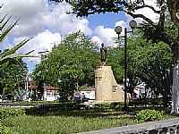 Estátua de Castro Alves na Praça Centenário em Castro Alves-BA-Foto:GERALDO ARAUJO
