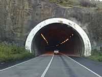 Gravatá - Entrada do túnel na subida da Serra das Russas em Gravatá-Foto:Jorge Hirata