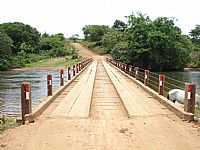 Cocos - Cocos-BA-Ponte sobre o Rio Itaguari-Foto:Rômulo Henok