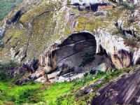 Pedra do Oratório, Por Rafael Tadeu Soares