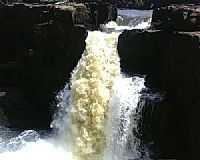 Esperantina - Cachoeira do Urubu em Esperantina-Foto:João Ananias