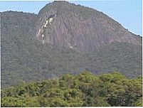 Pedra de Alexandra, Por Pedra de Alexandra 