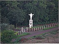 Imagem de Cristo em Ariranha do Iva�-Foto:Aldinei