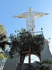 Francisco Beltrão - Francisco Beltrão-PR-Estátua do Cristo Redentor no Morro do Calvário-Foto:Ricardo Mercadante