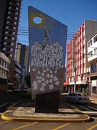 Francisco Beltrão - Francisco Beltrão-PR-Monumento à Revolta dos Posseiros-Foto:Renato Viana Albarra…