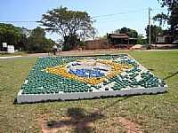 Icaraíma - Bandeira do Brasil na Rotatória Central de Icaraíma-PR-Foto:fhsxp