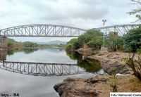 Iaçu - Antiga ponte ferroviária, Por Martinho A. Teixeira