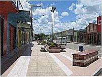 Cal�ad�o no centro de Capela-Foto:Carlos Andr�