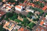 Santa Mariana - Praça da Matriz - aerofoto, Por Acir Mandello