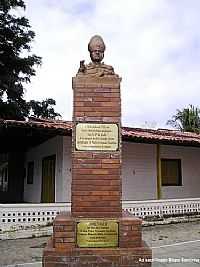 Coruripe - Monumento em homenagem ao Bispo Sardinha-Foto:LinoCardoso