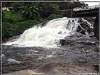 Teresópolis - Teresópolis-RJ-Cachoeira sob a ponte-Foto:Fábio Barros