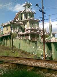 Vila Muriqui - castelinho em muriqui, Por fernanda