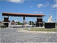P�rtico na entrada de cidade Walter Leite